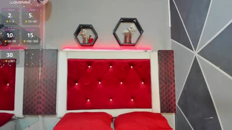 Karol online show from 8, 2, 2025