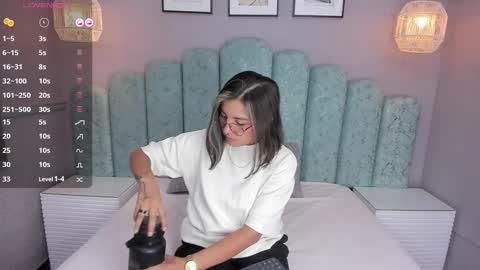 Snapshot of karoll_santos chatting on 7, 12, 2024 Karol Santos online show from 7, 12, 2024