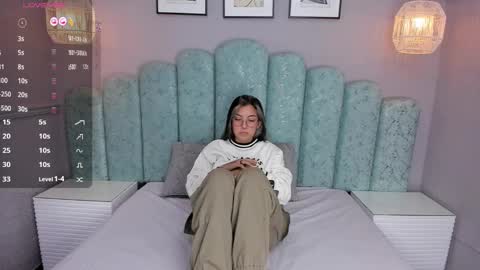 Snapshot of karoll_santos chatting on 11, 12, 2024 Karol Santos online show from 11, 12, 2024