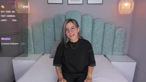 Snapshot of karoll_santos chatting on 17, 12, 2024 Karol Santos online show from 17, 12, 2024
