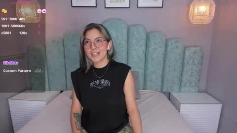 Snapshot of karoll_santos chatting on 10, 1, 2025 Karol Santos online show from 10, 1, 2025