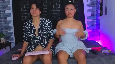 kasandraandsilvii online show from 25, 11, 2025