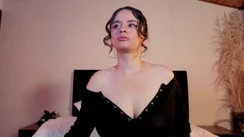 kassandra james online show from 11, 5, 2026