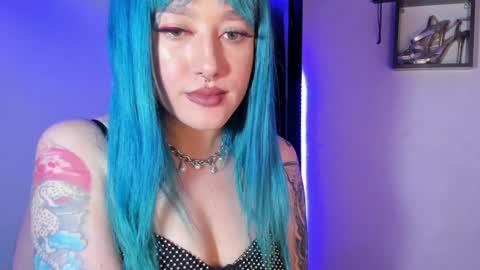 Snapshot of kat_apple chatting on 4, 1, 2025 Alicia online show from 4, 1, 2025