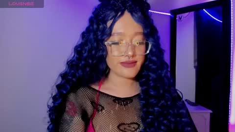 Snapshot of kat_apple chatting on 1, 2, 2025 Alicia online show from 1, 2, 2025