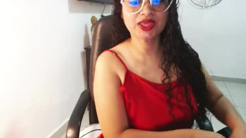 Snapshot of kataleya_skovar chatting on 12, 5, 2026 danna online show from 12, 5, 2026