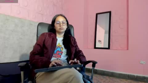 Snapshot of katalina07 chatting on 30, 4, 2026 Katalina online show from 30, 4, 2026