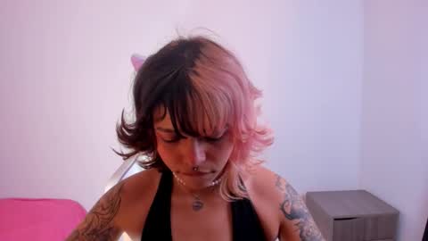 Kata Garcia online show from 19, 2, 2026