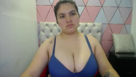 Snapshot of katalina_santana25 chatting on 9, 6, 2026 katalina santana25 online show from 9, 6, 2026