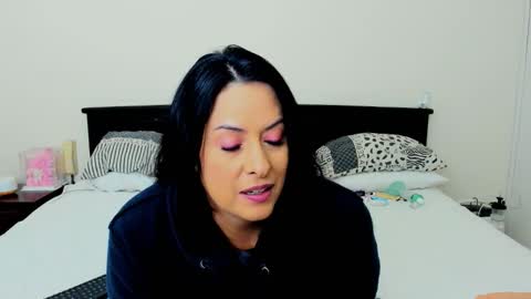 Snapshot of katarina_synnn chatting on 21, 2, 2026 kata online show from 21, 2, 2026