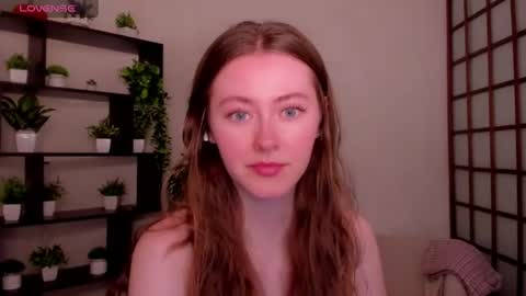 Snapshot of kate_cuddle chatting on 22, 6, 2026 Kate online show from 22, 6, 2026