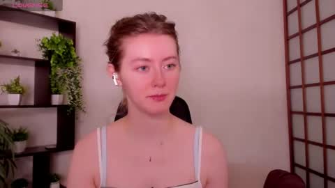 Snapshot of kate_cuddle chatting on 7, 7, 2026 Kate online show from 7, 7, 2026