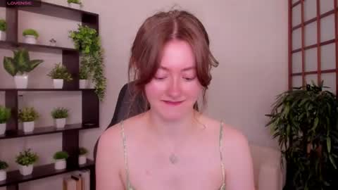 Snapshot of kate_cuddle chatting on 17, 7, 2026 Kate online show from 17, 7, 2026