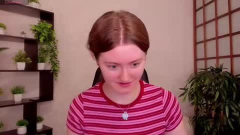 Snapshot of kate_cuddle chatting on 28, 7, 2026 Kate online show from 28, 7, 2026