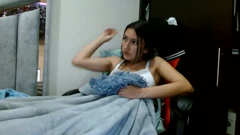 Snapshot of kate_davies chatting on 14, 6, 2026 kate online show from 14, 6, 2026