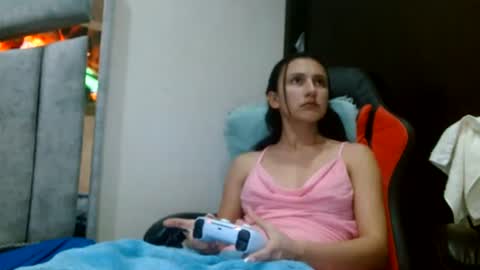 Snapshot of kate_davies chatting on 1, 7, 2026 kate online show from 1, 7, 2026