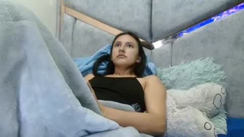 Snapshot of kate_davies chatting on 3, 7, 2026 kate online show from 3, 7, 2026