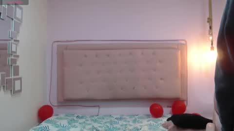 Snapshot of kate_pickman chatting on 18, 2, 2025 kate online show from 18, 2, 2025