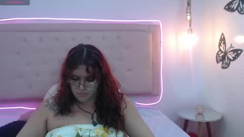 Snapshot of kate_pickman chatting on 4, 3, 2025 kate online show from 4, 3, 2025