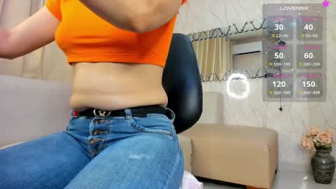 Snapshot of kate_roose chatting on 7, 1, 2025 kate_roose online show from 7, 1, 2025