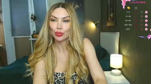 Snapshot of kate_space chatting on 19, 4, 2026 Therapist online show from 19, 4, 2026