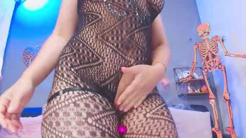 KateAdams online show from 11, 10, 2025