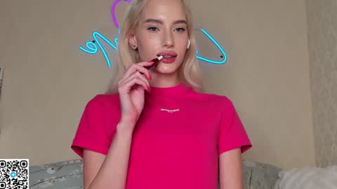    online show from 15, 12, 2024