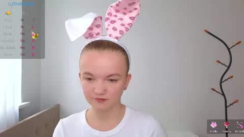 Snapshot of katebunnys chatting on 27, 6, 2026 katebunnys online show from 27, 6, 2026