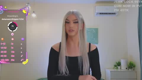 Snapshot of katebxtch chatting on 10, 9, 2025 Kate online show from 10, 9, 2025