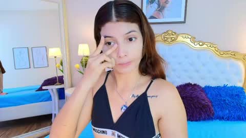 katee Martinez online show from 17, 4, 2026