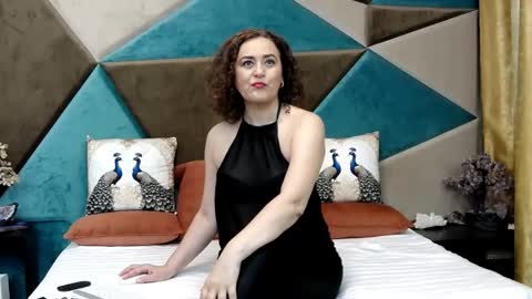 Snapshot of katequeenx chatting on 8, 6, 2026 KateQueenston -- online show from 8, 6, 2026