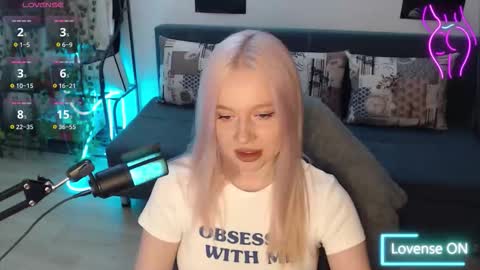 Lisa online show from 14, 11, 2025