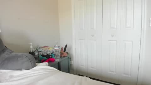 Snapshot of kateskurves chatting on 18, 12, 2025 Kates Kurves online show from 18, 12, 2025