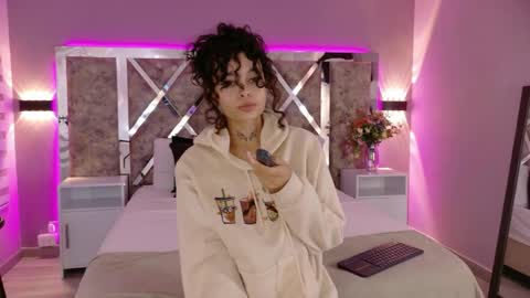 Snapshot of kathegomez_ chatting on 19, 5, 2026 KatheGomez online show from 19, 5, 2026