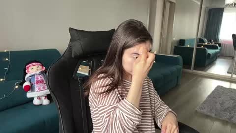 Elle online show from 3, 6, 2026