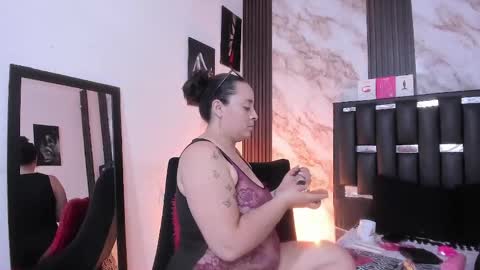 Snapshot of katherina_diaz chatting on 27, 5, 2026 Katherina online show from 27, 5, 2026