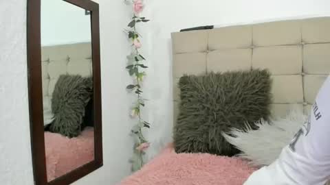 katherine_blair online show from 30, 5, 2026