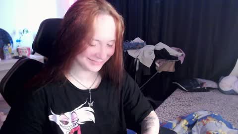 Snapshot of katherine_johnson chatting on 7, 5, 2026 katherine_johnson online show from 7, 5, 2026