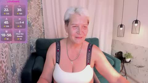 Snapshot of kathy_sunn chatting on 10, 6, 2026 Kathy online show from 10, 6, 2026