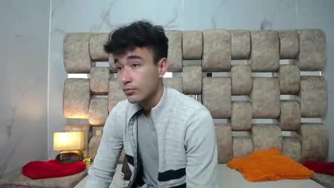 Kaht y Aiden online show from 17, 4, 2026