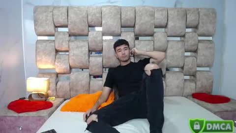 Snapshot of kathyaiden chatting on 4, 6, 2026 Kaht y Aiden online show from 4, 6, 2026