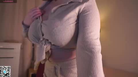 Aneta online show from 12, 10, 2025