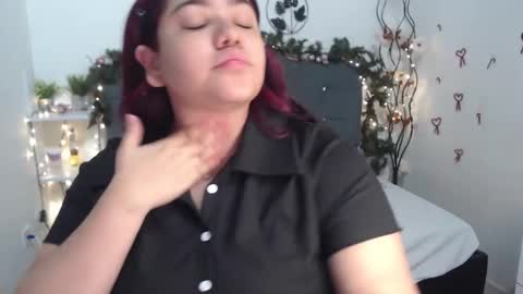 kathygonzalez_ online show from 5, 1, 2025