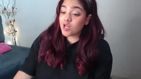 kathygonzalez_ online show from 17, 2, 2025