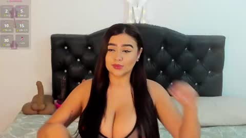 Snapshot of katia_bigboobs11 chatting on 23, 6, 2026 Katia online show from 23, 6, 2026