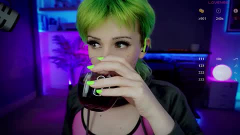 Katie online show from 24, 10, 2025