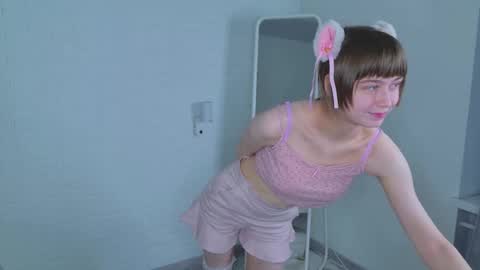 Snapshot of katie_ktk chatting on 4, 10, 2025 Katie online show from 4, 10, 2025