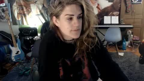 Katie online show from 8, 4, 2026