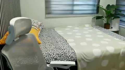 Snapshot of katiefrox_ chatting on 23, 1, 2025 katiefrox  online show from 23, 1, 2025