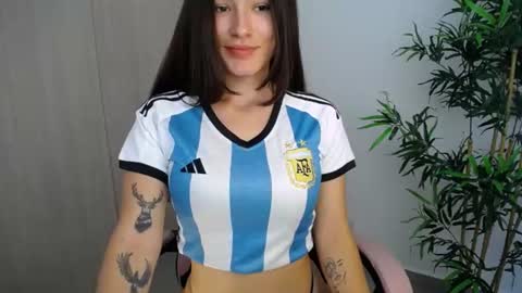 Snapshot of katiejane_ chatting on 3, 7, 2026 Katie Jane online show from 3, 7, 2026